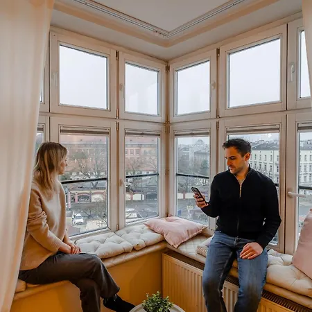 Bayview On Dluga - By Hosty