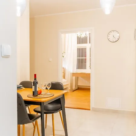 Апартаменты Bayview On Dluga - By Hosty Краков