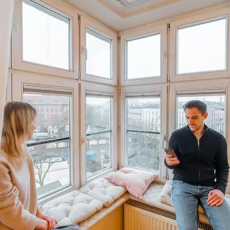 Bayview On Dluga - By Hosty