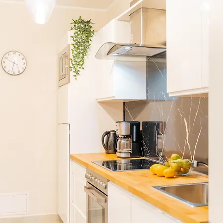 Апартаменты Bayview On Dluga - By Hosty