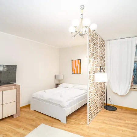 Bayview On Dluga - By Hosty